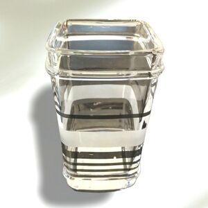 🎁Free gift🎁NWT Modern Minimalist Glass Golden & White striped Bathroom Tumbler